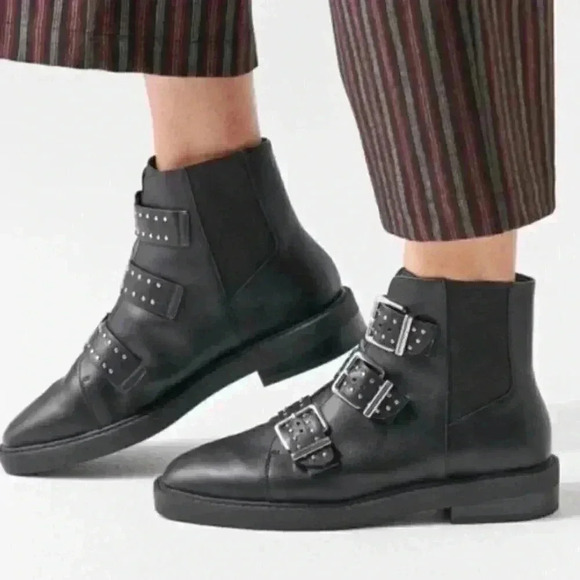 Urban Outfitters Zoe triple strap boots - Picture 5 of 6